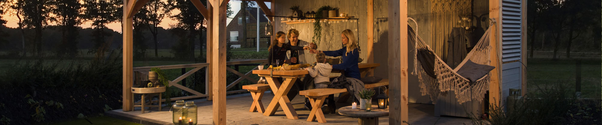 Timmer en van Ark Tuinmaterialen