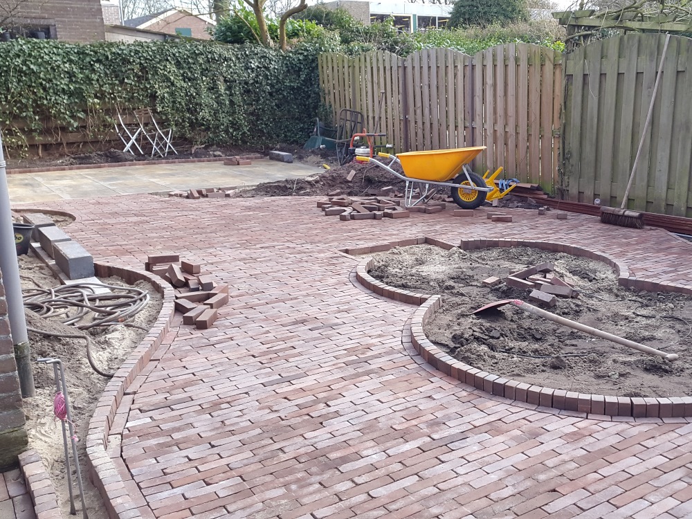 Timmer en van Ark Tuinmaterialen
