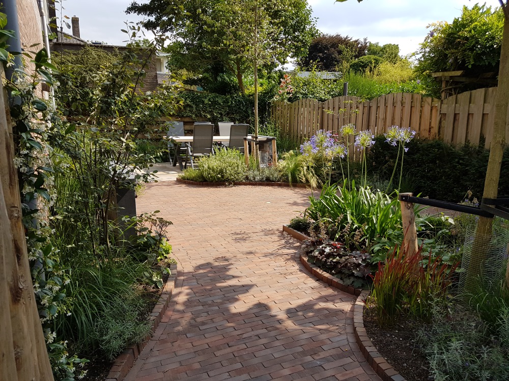 Timmer en van Ark Tuinmaterialen