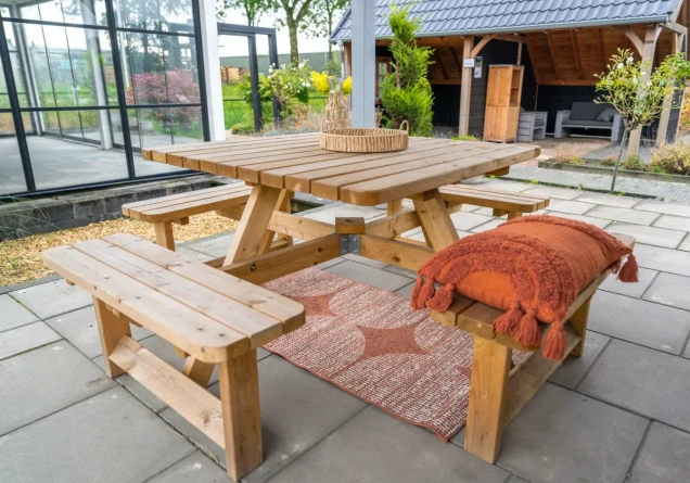 Picknicktafel Vierkant, 40 mm dik, bladmaat 115x115 cm, groen geïmpregneerd