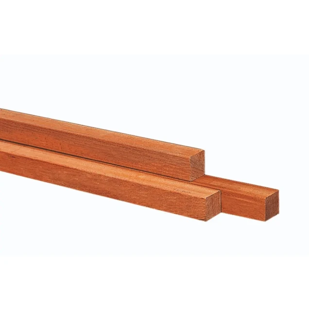 Azobe hardhouten paal fijnbezaagd. gepunt 8x8x300 cm